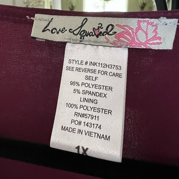 Burgundy dress with zipper that opens near knee - Picture 2 of 2